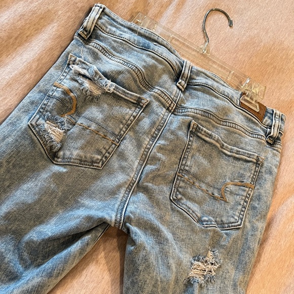 American Eagle Distressed Next Level Stretch Jeans - Picture 5 of 5